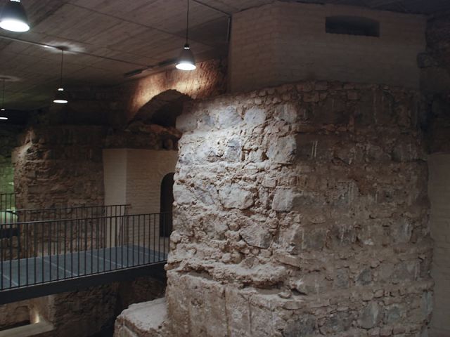 k_32_20150123_2090491774